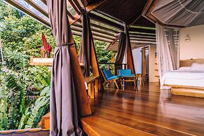 La Loma Jungle Lodge