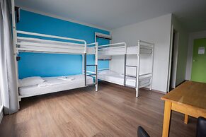 Nyon Hostel
