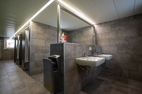 Nyon Hostel