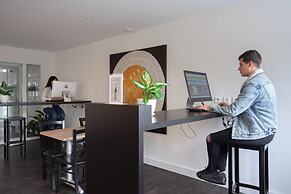 Nyon Hostel