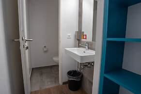 Nyon Hostel