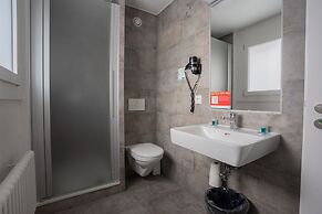 Nyon Hostel