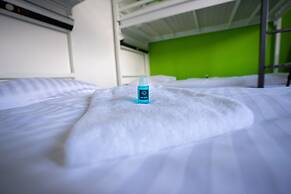 Nyon Hostel