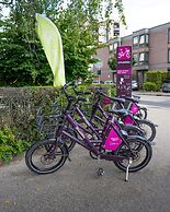 Nyon Hostel