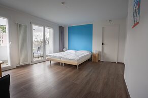 Nyon Hostel