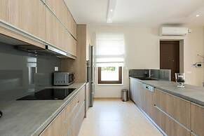 Eudora Luxury Stone Villa