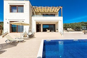 Rodi Luxury Stone Villa