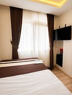 The Peraport Hotel