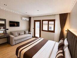 The Peraport Hotel