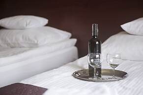 Hotel Vinci Airport