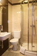 Hotel Vinci Airport