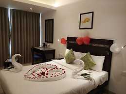 Indy Waterfront Resort