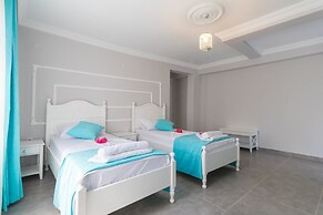 Karia Konuk Evi