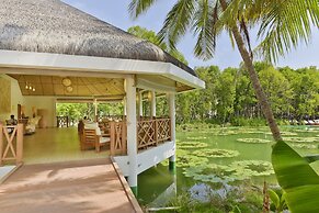 Dreamland Unique Sea and Lake Resort Spa