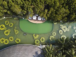 Dreamland Unique Sea and Lake Resort Spa