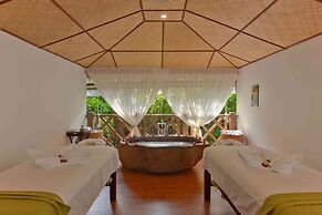 Dreamland Unique Sea and Lake Resort Spa