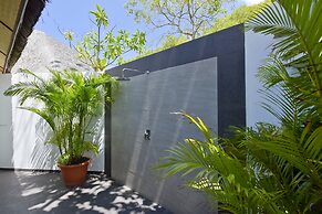 Dreamland Unique Sea and Lake Resort Spa