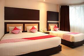 OYO 1009 Hotel Bumi Malaya