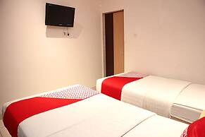 OYO 1009 Hotel Bumi Malaya