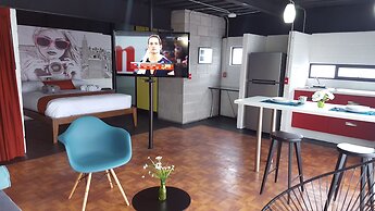 Cozy Loft with Balcony