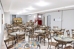 Hotel Central De Lins