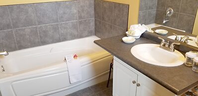 The Falls Inn - Walters Falls