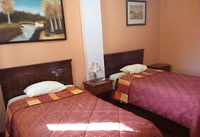 Hostal Tres Mascaras