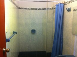 Hostal Tres Mascaras