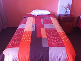 Hostal Tres Mascaras