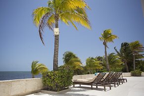 Beautiful Beachfront Apartments