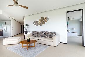 Beautiful Beachfront Apartments