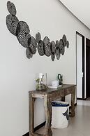 Beautiful Beachfront Apartments