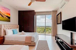 Beautiful Beachfront Apartments