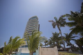 Beautiful Beachfront Apartments