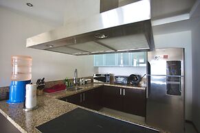 Beautiful Beachfront Apartments