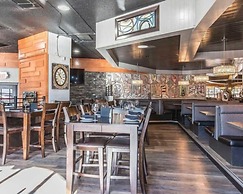 Wyndham Garden Medicine Hat Conference Center