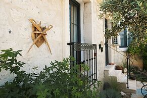 Alacati Albatross Hotel