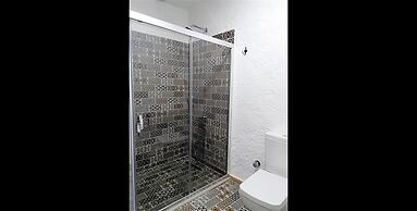 Alacati Albatross Hotel