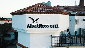 Alacati Albatross Hotel