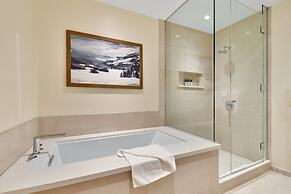 Lift Park City - Canyons Village