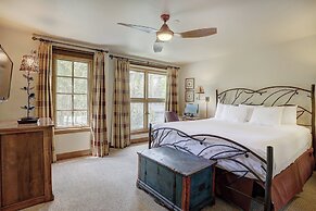 Beaver Creek Village