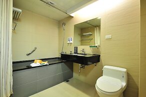 Baron's Hot Spring Hotel