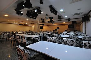 Baron's Hot Spring Hotel