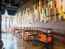 Em Oi Boutique Hotel