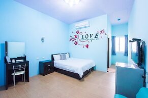 East Coast Rose Garden Villa