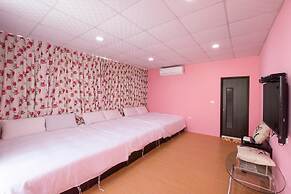 East Coast Rose Garden Villa