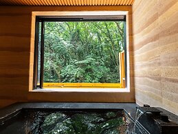 COMOREBI -yufuin onsen gramping-