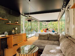 COMOREBI -yufuin onsen gramping-