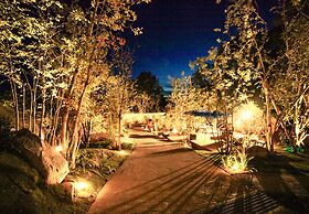 COMOREBI -yufuin onsen gramping-