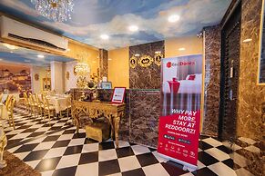 RedDoorz Plus @ Aguirre Avenue BF Homes